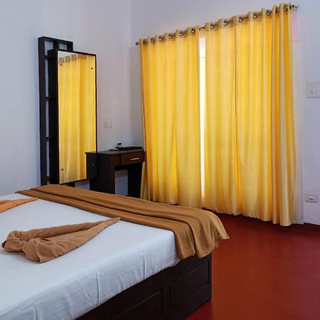 Koshy'S Beach Front Homestay Mararikulam Bagian luar foto