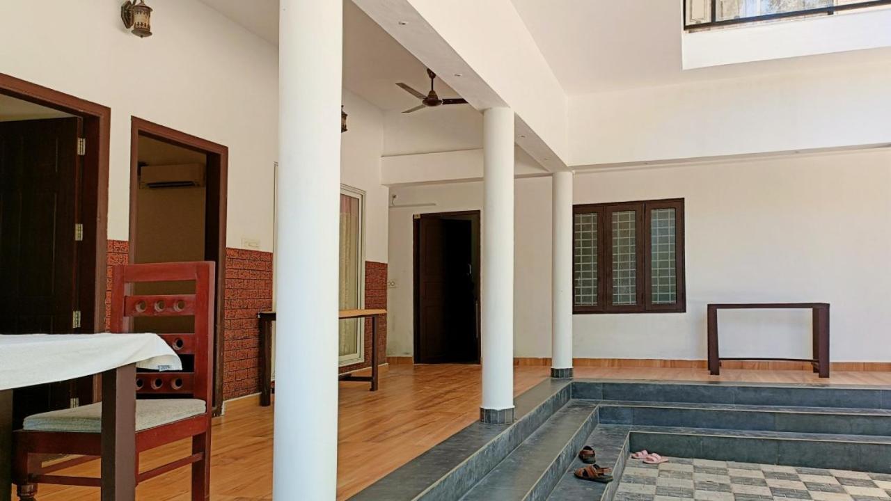 Koshy'S Beach Front Homestay Mararikulam Bagian luar foto