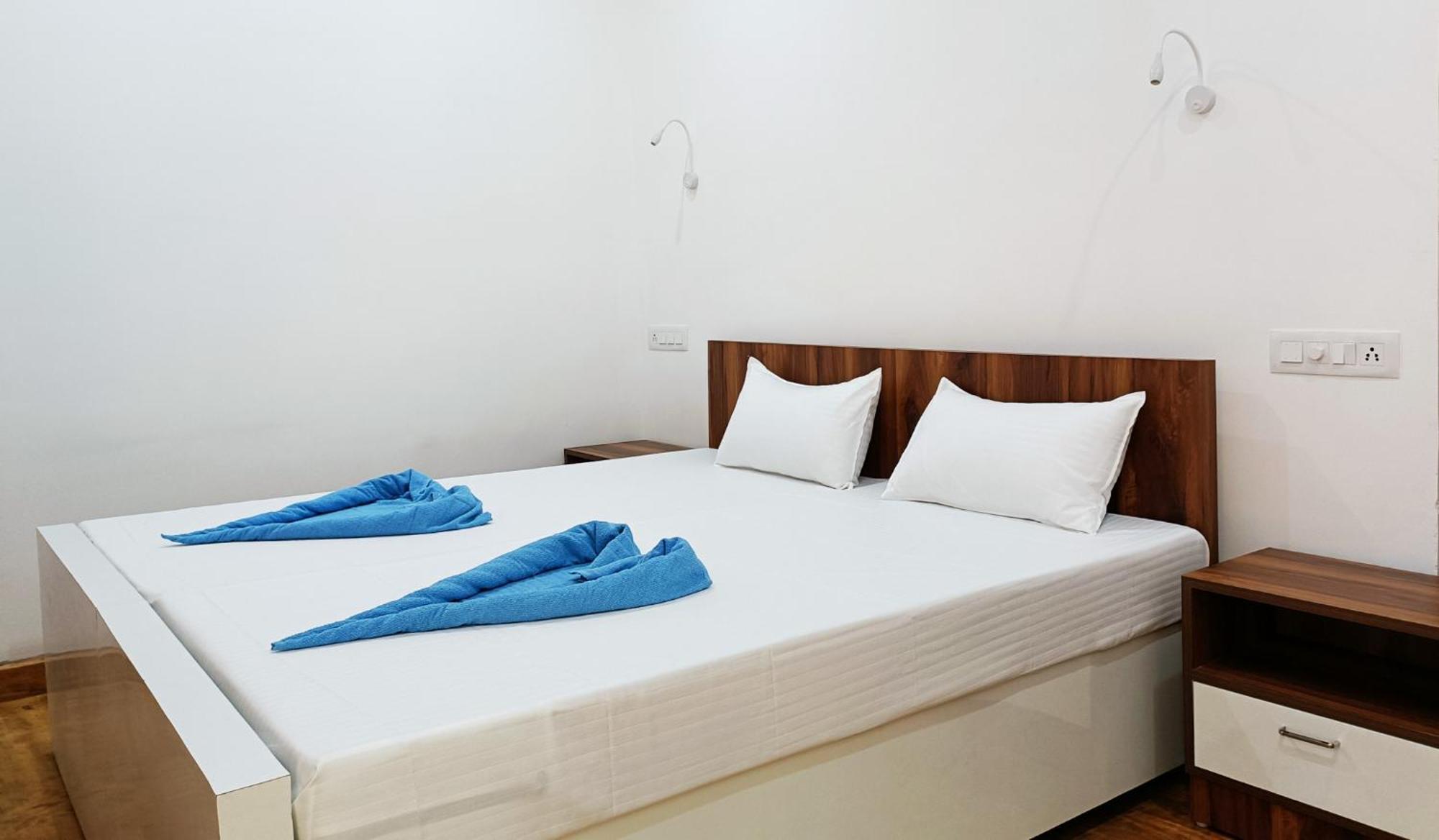 Koshy'S Beach Front Homestay Mararikulam Bagian luar foto